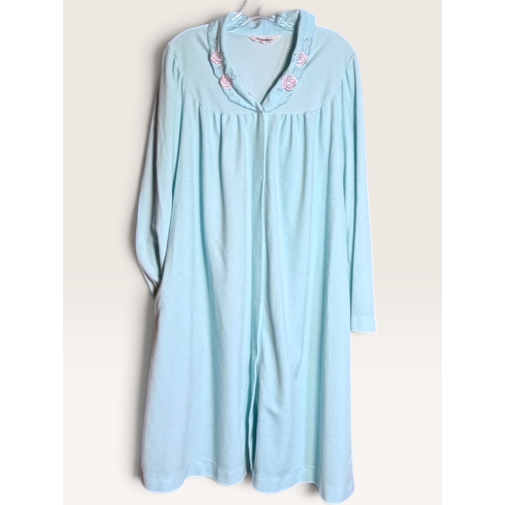 Vtg Shadowline Fuzzy Blue‎ Nightgown Robe Embroidered Roses Snap Front L Pockets